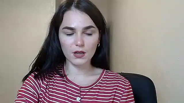 Silviaa a online show from 10-17-25, 06:32