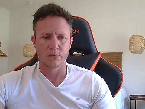 Snapshot of TroyDieselXXX chatting on 12-05-25, 08:23 TroyDieselXXX online show from 12-05-25, 08:23