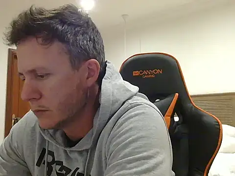 TroyDieselXXX online show from 04-19-26, 06:10