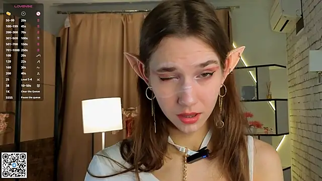 PetraHambelton online show from 10-21-25, 04:24