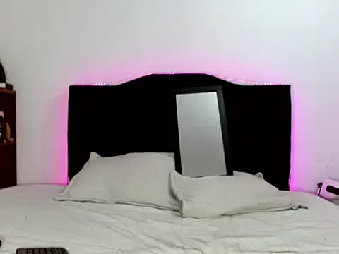 x isabella x online show from 11-07-25, 01:38