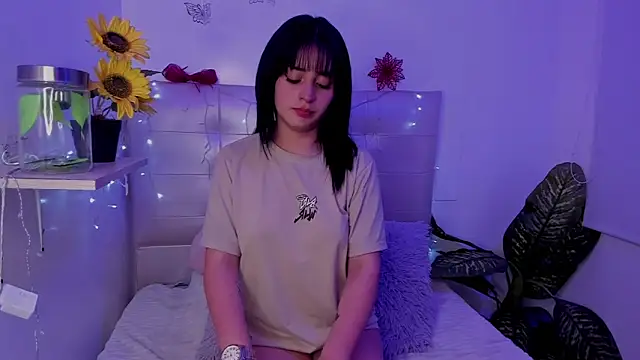 Anna Blade  online show from 01-13-26, 04:23