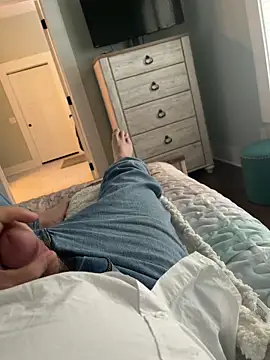 cyclone1212 online show from 02-01-26, 03:21