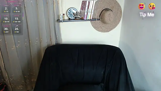 Snapshot of Tim_mz01 chatting on 09-08-25, 10:09 Tim mz01 online show from 09-08-25, 10:09