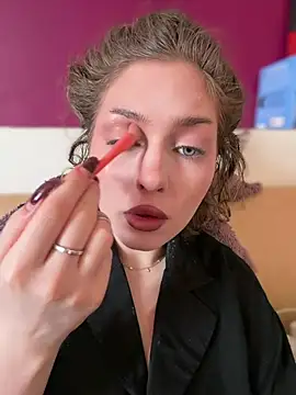 KellyKeler online show from 02-07-26, 10:30