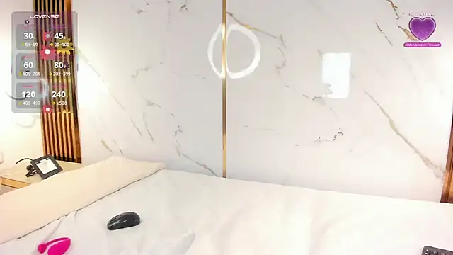 CandyRouse   online show from 01-13-26, 04:51