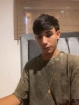 Snapshot of cody_fox10 chatting on 09-23-25, 06:55 cody fox10 online show from 09-23-25, 06:55