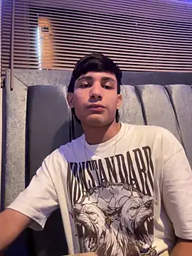 Snapshot of cody_fox10 chatting on 11-12-25, 08:41 cody fox10 online show from 11-12-25, 08:41