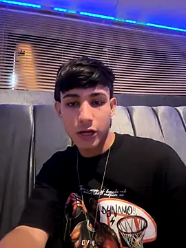 Snapshot of cody_fox10 chatting on 11-13-25, 07:35 cody fox10 online show from 11-13-25, 07:35