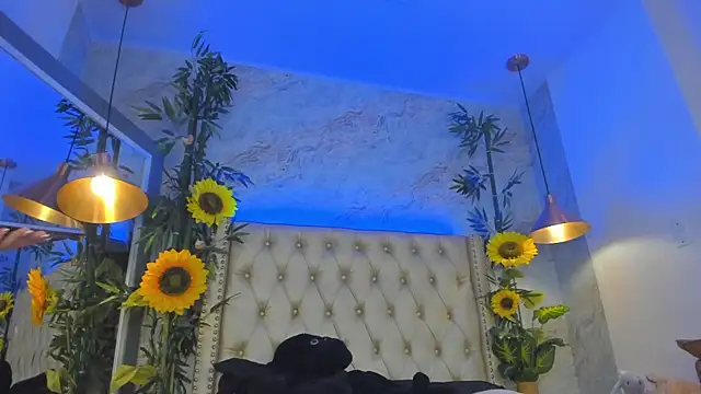 LittleeJaz online show from 09-09-25, 04:23