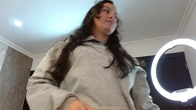 elamurray online show from 11-26-25, 11:22