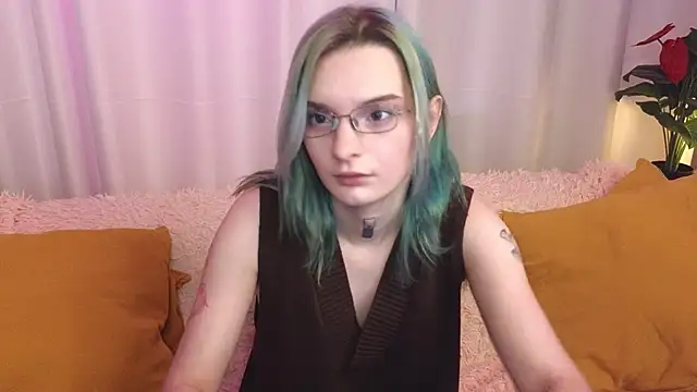 lika haris online show from 10-08-25, 11:41