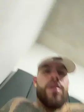 Snapshot of Ades_Lowe chatting on 10-27-25, 07:12 Ades Lowe online show from 10-27-25, 07:12