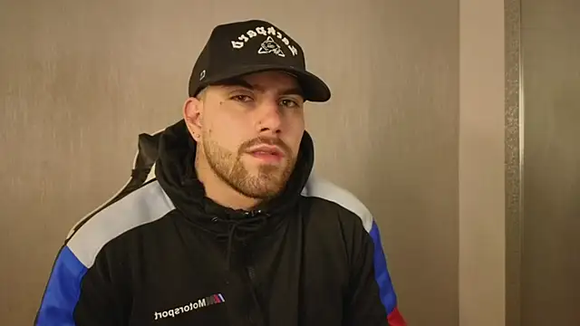 Snapshot of Ades_Lowe chatting on 11-11-25, 12:05 Ades Lowe online show from 11-11-25, 12:05