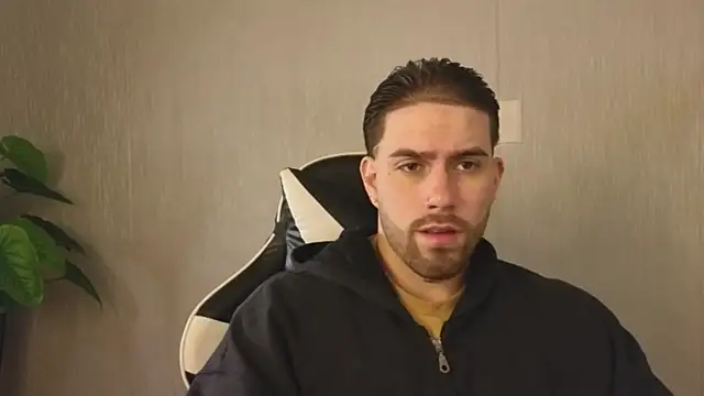 Snapshot of Ades_Lowe chatting on 11-15-25, 12:13 Ades Lowe online show from 11-15-25, 12:13