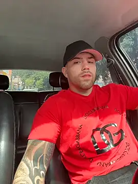 Snapshot of Ades_Lowe chatting on 11-23-25, 03:01 Ades Lowe online show from 11-23-25, 03:01