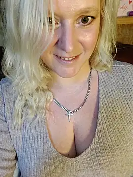 Bouncy-Bella28X online show from 11-06-25, 12:17