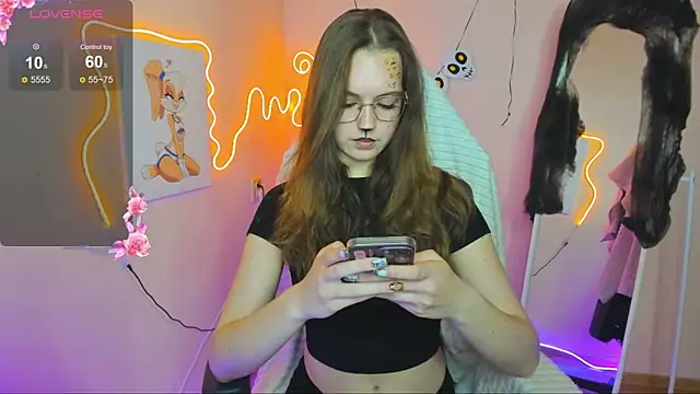 Snapshot of ShalinaMontana chatting on 10-31-25, 04:19 ShalinaMontana online show from 10-31-25, 04:19