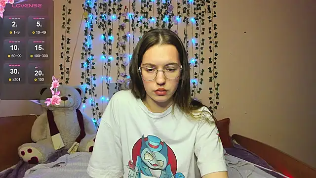 Snapshot of ShalinaMontana chatting on 12-02-25, 04:35 ShalinaMontana online show from 12-02-25, 04:35