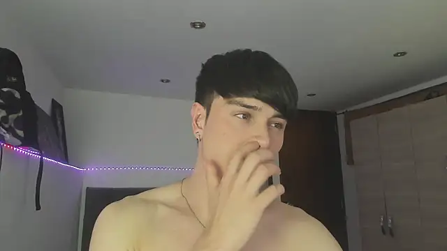 stevve 14 online show from 10-21-25, 01:50