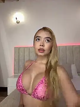 Mia Roswell online show from 06-26-26, 12:37