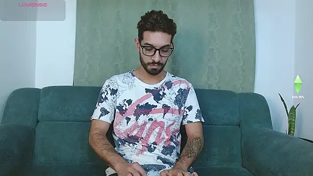 Snapshot of ReyPablo1 chatting on 10-09-25, 10:52 ReyPablo1 online show from 10-09-25, 10:52