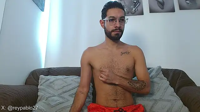 ReyPablo1 online show from 11-29-25, 01:58