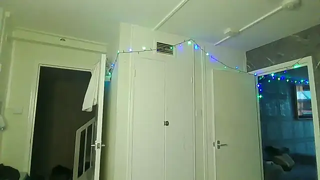 Snapshot of MilkyMarie1 chatting on 12-05-25, 09:51 MilkyMarie1 online show from 12-05-25, 09:51