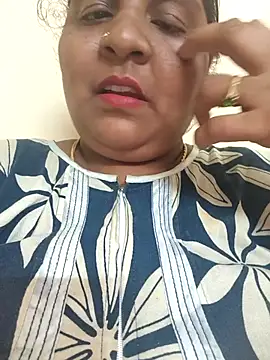 Villageanuty online show from 10-11-25, 04:49