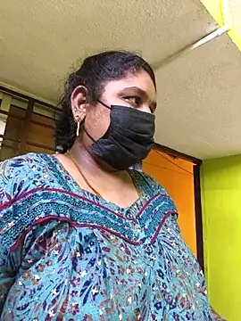 Villageanuty online show from 02-17-26, 03:36