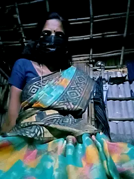 Snapshot of Tamilauntyhot chatting on 09-09-25, 12:05 Tamilauntyhot online show from 09-09-25, 12:05