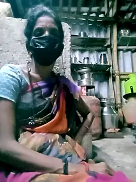 Snapshot of Tamilauntyhot chatting on 09-17-25, 01:13 Tamilauntyhot online show from 09-17-25, 01:13