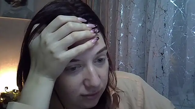 Lily Ember online show from 10-09-25, 10:30