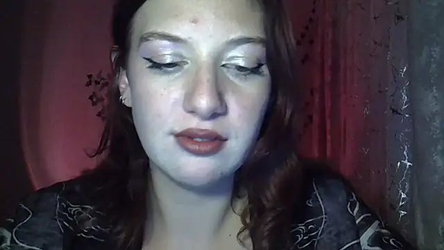 Lily Ember online show from 10-19-25, 07:14