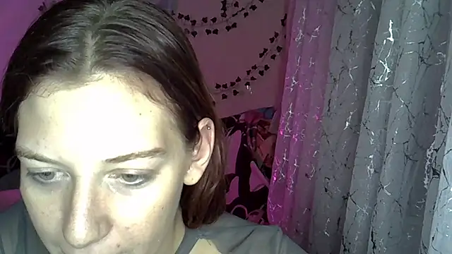 Lily Ember online show from 11-10-25, 06:40