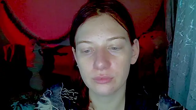 Snapshot of Lily_Ember chatting on 01-07-26, 08:00 Lily Ember online show from 01-07-26, 08:00