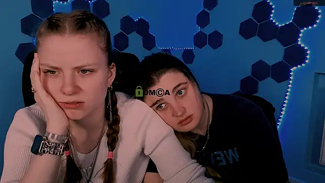 inga gree online show from 11-21-25, 08:40