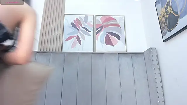 Anya Belth online show from 09-28-25, 04:01