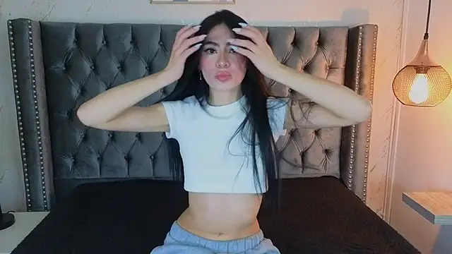 Anya Belth online show from 04-21-26, 07:39