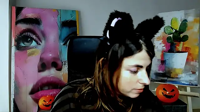 MartaEdams online show from 10-27-25, 06:17