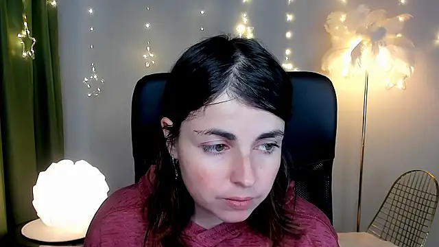 MartaEdams online show from 12-15-25, 06:28