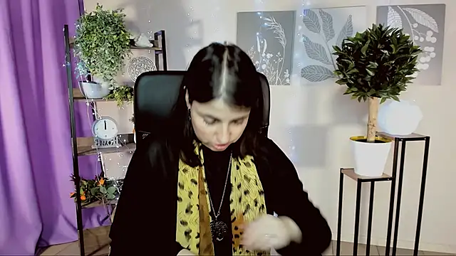 MartaEdams online show from 04-04-26, 06:00