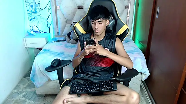 Snapshot of yiisu_ chatting on 10-16-25, 06:20 yiisu  online show from 10-16-25, 06:20