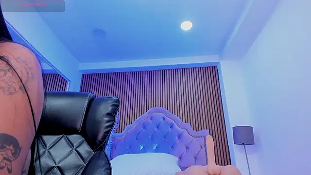 Snapshot of SelenaStonne chatting on 01-11-26, 06:13 SelenaStonne online show from 01-11-26, 06:13