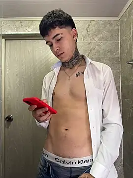 samm4044 online show from 09-26-25, 08:57