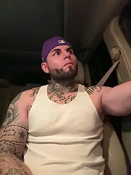 Snapshot of crazybarber69 chatting on 12-02-25, 01:22 crazybarber69 online show from 12-02-25, 01:22