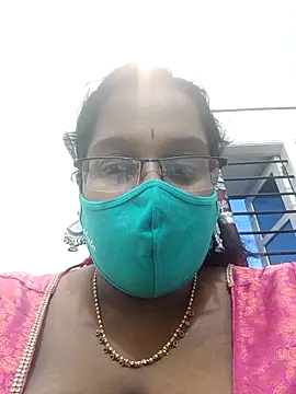 Reena-gowda online show from 09-17-25, 01:02