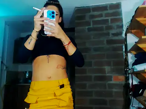 Snapshot of beautiful_taty chatting on 09-25-25, 01:53 beautiful taty online show from 09-25-25, 01:53