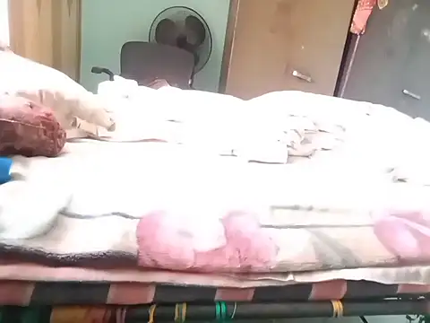 Sassy Indianbhabi online show from 12-14-25, 05:13