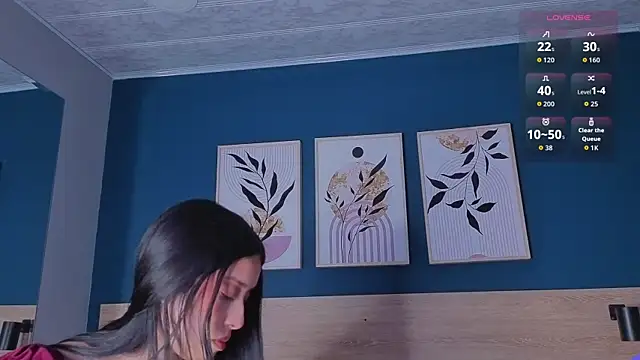 Snapshot of SarahMiler_ chatting on 09-11-25, 12:05 SarahMiler online show from 09-11-25, 12:05